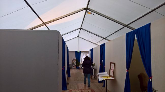 Location de tente avec loges pour artistes pour festival au Havre